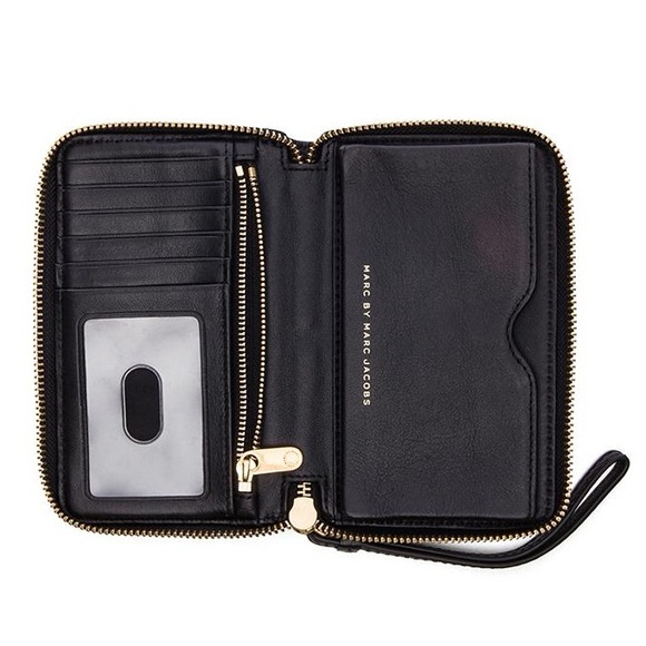 Marc Jacobs Q Wingman Wallet Black Pebble Leather Wristlet - Picture 3 of 10